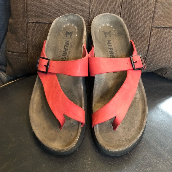 red mephisto sandals